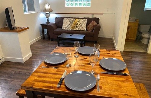 Salt Spring Island Cottage | HideAway Cottage & BnB on Salt Spring Island