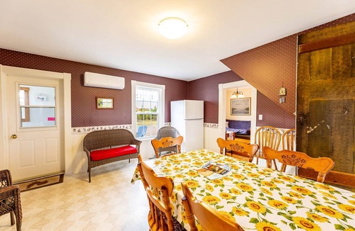 Brae House | Historic PEI Cottage with Modern Comforts, Riverside Views & Family-Friendly Fun