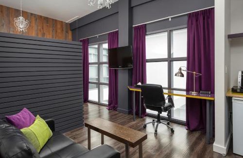 Downtown London Hotel | Hotel Metro