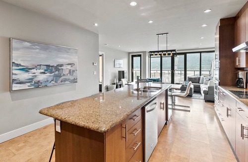Sicamous Condo | Huge Lakefront condo on Mara Lake, Sicamous BC w BOAT SLIP, Pool, Gym