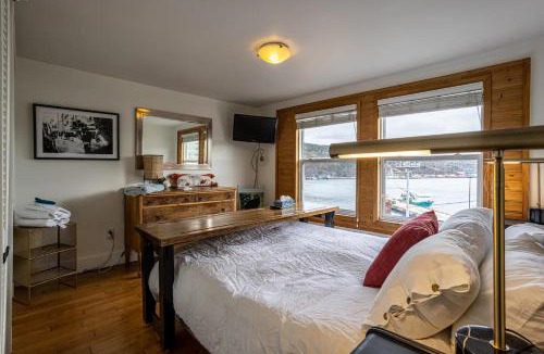 Downtown St. John's House | Iconic Battery Cottage Signal Hill Sea&City Views