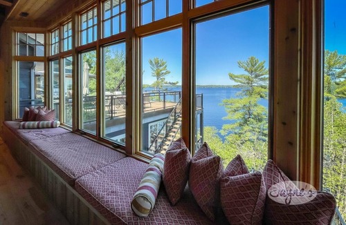 Muskoka Lakes Cottage | Incredible 9 bdrm, 9 bath, Tennis Court! Nanny Suite! Gym! Lake Muskoka!