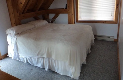 Torrance Cottage | Incredible sunrises and sunsets relaxing above the water of Bala Bay