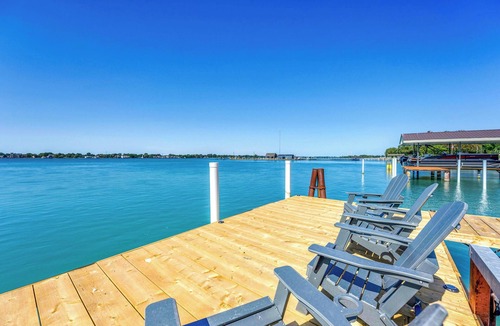 Sombra House | Ivy Cottage River Retreat Relax on the dock and watch the ships go by!
