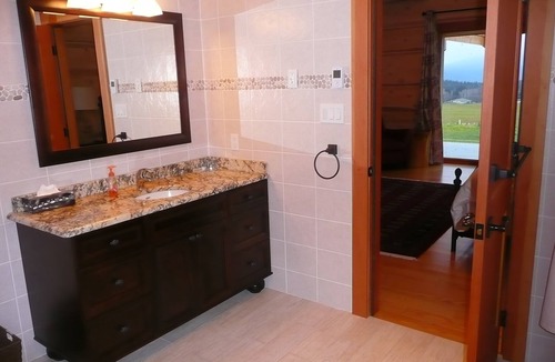 Smithers Cabin | JollyMore | Meadow Home