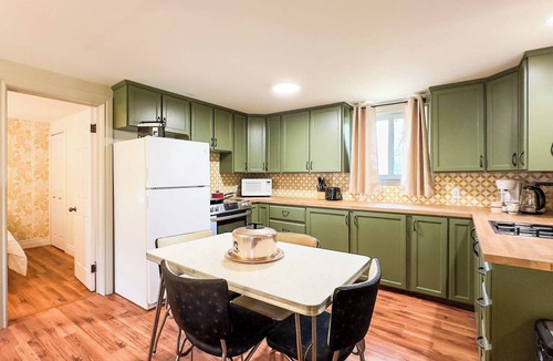 Point Clark Cottage | Keepers Cottages - 2 Cottages, One Perfect Getaway