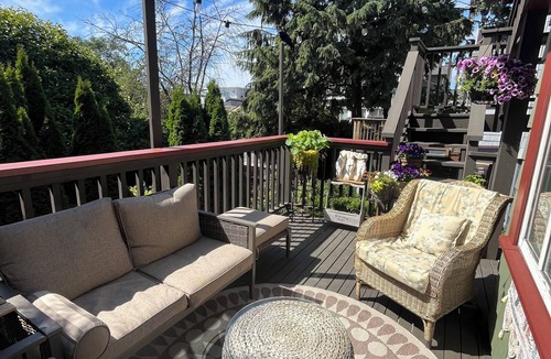 Kitsilano House | Kitsilano character house in quiet neighbourhood, 5 minute walk to the beach!