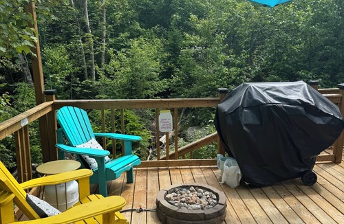 Ingramport Cabin | KoKo Bay:GLAMPING: Where Glamour meets Nature! Mix of Hilton Hotel and Camping!