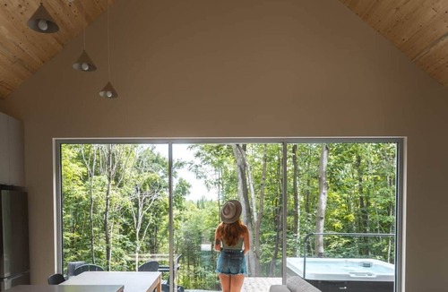Amherst Ski Chalet | La Niche Kanata Tremblant (260 Retour-aux-Sources)