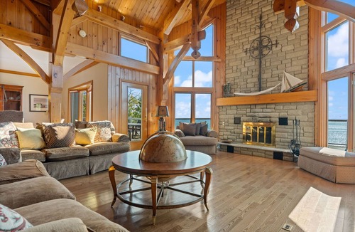 Normandale House | Lake Erie Lake House