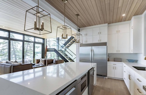 Port Carling Cottage | Lake Joseph, newly built, 5-Bedroom, Gym, boathouse, rooftop deck - fire table
