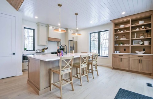 MacTier Cottage | Lakehouse & Co. Muskoka | Luxury Lakefront Cottage