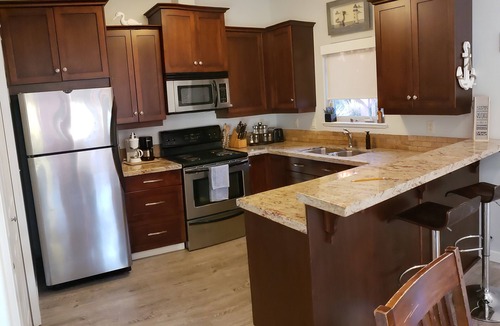 Osoyoos Villa | Lakeshore Villas! Ground floor Lakeview, 3 beds, Great for Families!