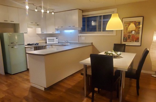 Grandview-Woodland House | Large, elegant, comfortable garden level suite Vancouver getaway!