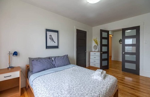 Bedford Apartment | Large & Sunny Beautiful Home, AC
