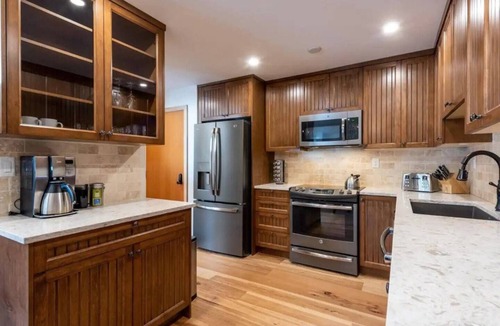 Whistler Village Apartment | Large Village loft w/Private Hot Tub & Own Sauna