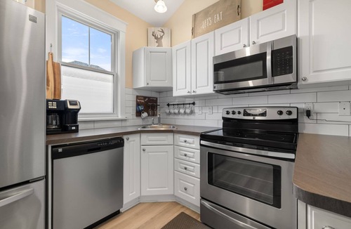 Cherry Valley House | Le Wapiti - 75 Butternut