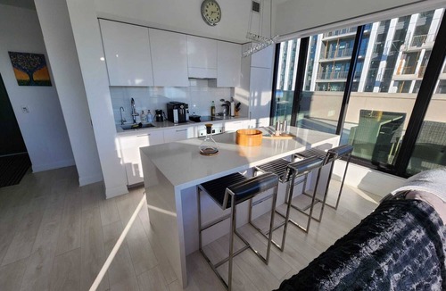 Thorncliffe Park Condo | Leaside/Sunnybrook Terrace Executive 2 Bedroom, 3 Bathroom, Terrace, Condo