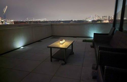 Thorncliffe Park Condo | Leaside/Sunnybrook Terrace Executive 2 Bedroom, 3 Bathroom, Terrace, Condo