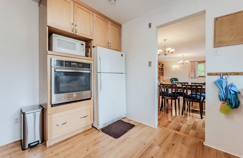 South Bruce Peninsula Cottage | Len Cove - Your Lakeside Retreat in Howdenvale