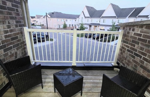 Orangeville House | Ligero Townhouse Entire Four Bedrooms Home