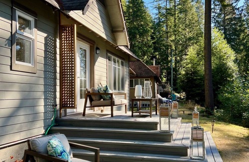 Port Moody Cabin | Lodge D1 |Hot tub & Sauna |Cape Carraholly Retreat