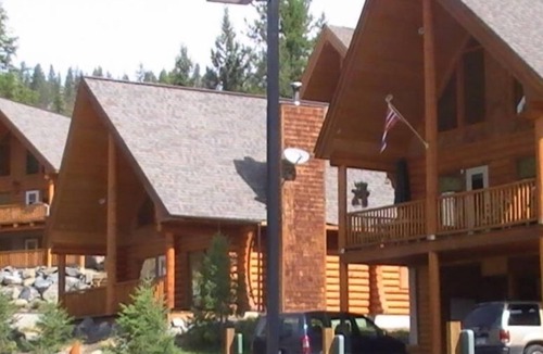East Kootenay Cabin | Log cabin in the woods surrounded by river and nature trails