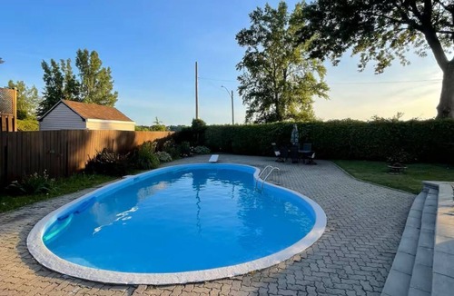 Laval Apartment | Logement paisible vue sur l'eau (Laval-Ouest)