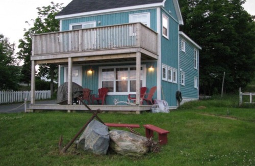 Upper Island Cove Cottage | Love's Anchor By The Sea - Upper Island Cove