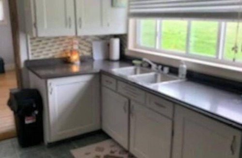 St. Martins Apartment | Lovely apartment across from the Bay of Fundy.