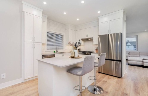 Langford House | Lovely Home in Victoria, BC
