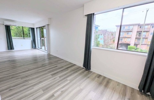 Lower Lonsdale Apartment | Lower Lonsdale One Bedroom Apartment - Mins to Seabus/Shipyard