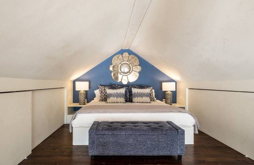Saint-Faustin-Lac-Carre Ski Chalet | LUXURIOUS COTTAGE- Mt-TremblantArea/Ski/Lake/Spa