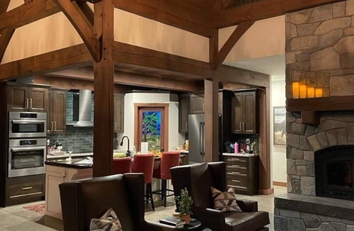 Okanagan-Similkameen House | Luxurious mountain estate, private heated pool, theatre room, 3 acres of privacy