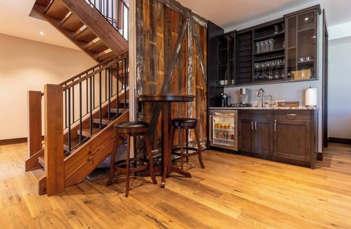 East Kootenay Ski Chalet | Luxurious, Off-Grid Lodge, Nestled in the Rockies