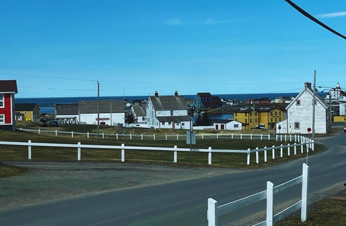 Bonavista House | Luxury 1-bedroom RV with AC, WiFi in charming Bonavista