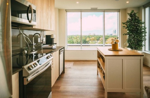 South End Condo | Luxury 1BR Penthouse Apt In Central Halifax!