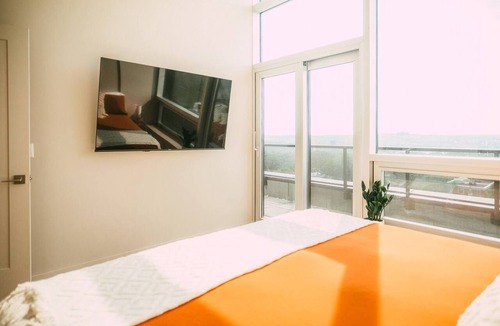 South End Condo | Luxury 2BR Penthouse Apt In Central Halifax!