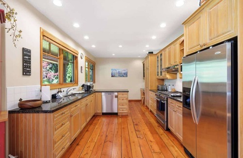 Nicklaus North House | Luxury 5-bed Whistler Village | Golf Course Views