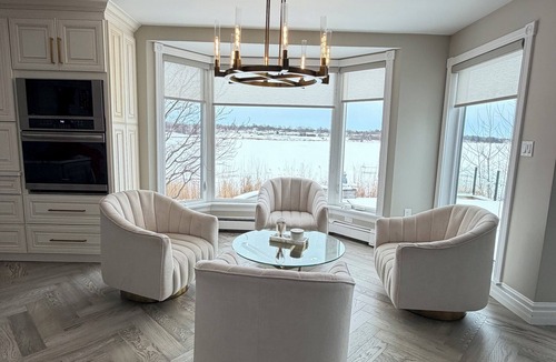 Charlottetown House | Luxury Beachfront Private Beach Sleeps 10 Kayak paddle Boat