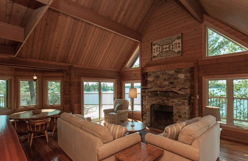 Byng Inlet Cabin | Luxury Cabin Atop A 1.3 Acre Private Island - Sun, Ski, Kayak, Sail, Read, Relax