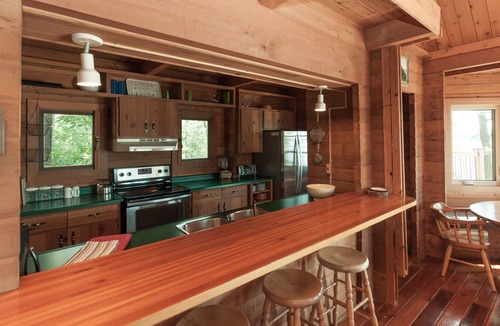 Byng Inlet Cabin | Luxury Cabin Atop A 1.3 Acre Private Island - Sun, Ski, Kayak, Sail, Read, Relax