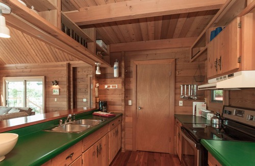 Byng Inlet Cabin | Luxury Cabin Atop A 1.3 Acre Private Island - Sun, Ski, Kayak, Sail, Read, Relax