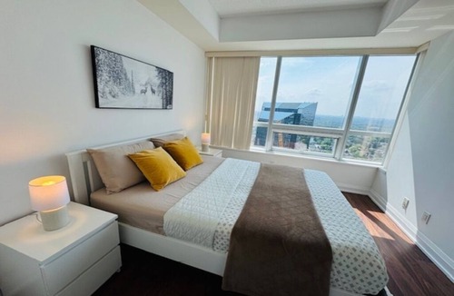 Willowdale Condo | Luxury Condo In Toronto Golden Area 1Bd, 1Bath, Parking, Direct Access to Subway