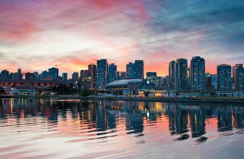 Southeast False Creek Condo | Luxury Condo With Wrap Around Balcony And Panoramic Views Of City And False Creek