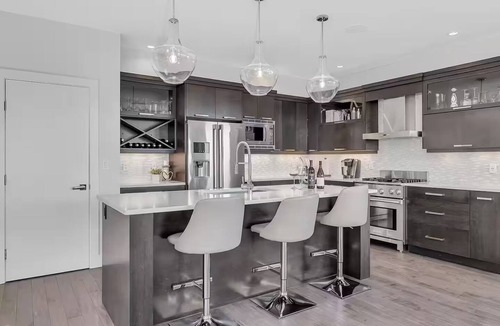 West Kelowna Estates House | Luxury Home With a View!