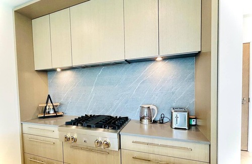 South Pandosy Condo | Luxury Lakeside Getaway. CABAN condo at Gyro Beach Park. 2 Bed (King Bed)/2 Bath