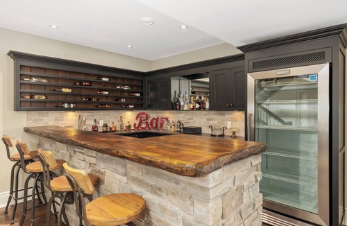 Oro Station Cottage | Luxury on Lake Simcoe w Infinity Pool - 1 Hr to Toronto - Avoid Muskoka Traffic