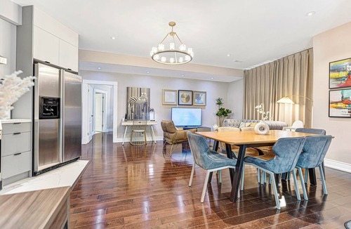 Whitchurch-Stouffville House | Luxury Retreat Huge Private Backyard on Ravine
