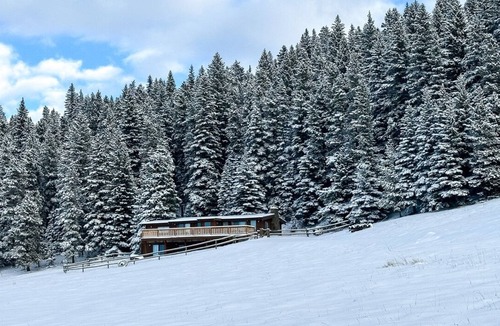 Division No. 3 House | Luxury Rocky Mountain Retreat w/Heated Pool & Trails on 3,000 Private Acres